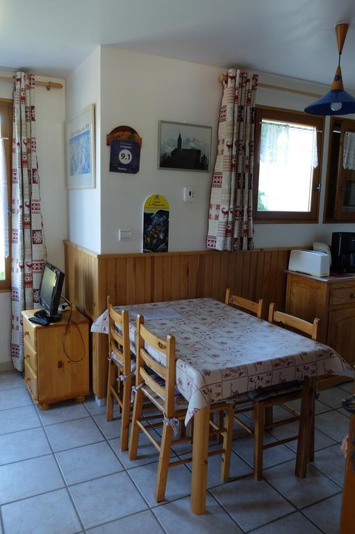 Le Maurillon Apartman Saint-Pancrace  Szoba fotó